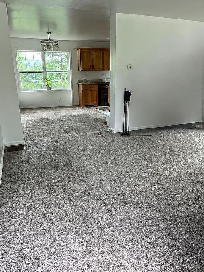 Photo of 12900 Veronica Ln, North Huntingdon, PA
