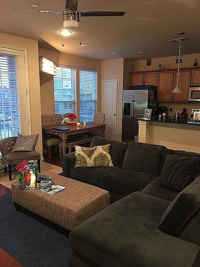 Photo of 950 Henderson St Apt 1306