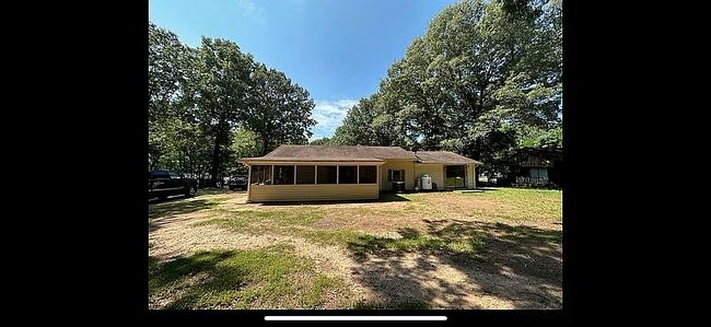 Image of 435 Bluewater Dr