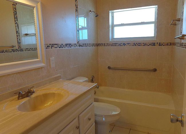 Image of 2683 Emory Dr W Apt H