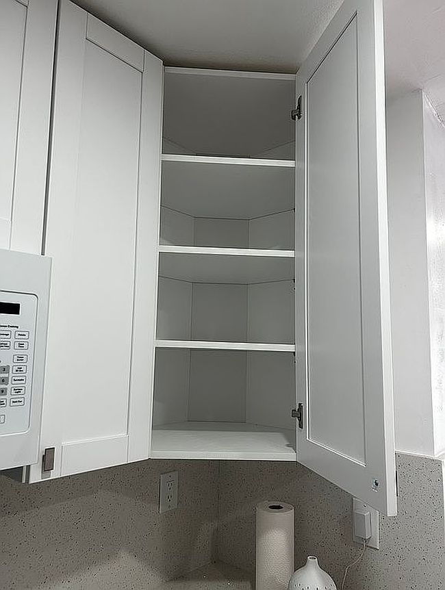 Image of 1800 W 54th St Apt 105