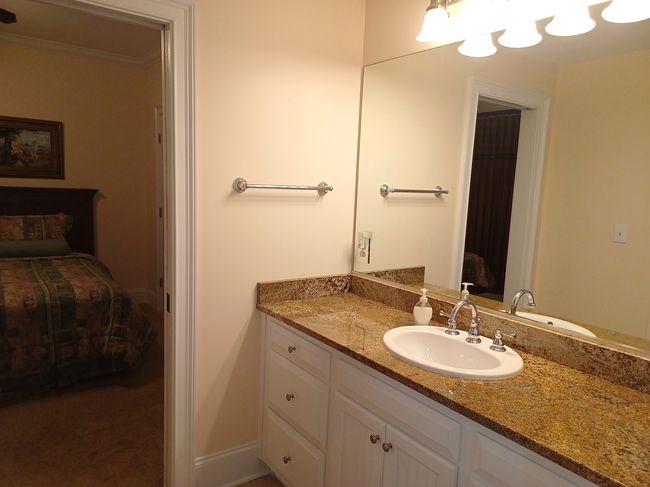 Image of 1065 Longstreet Pl