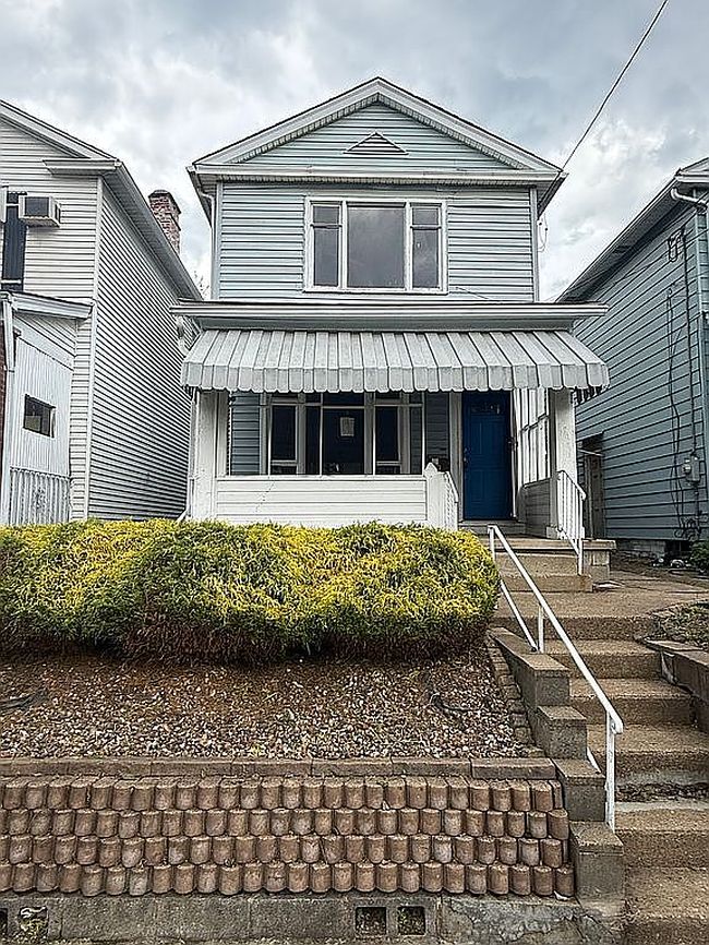 Image of 136 Maplewood Ave