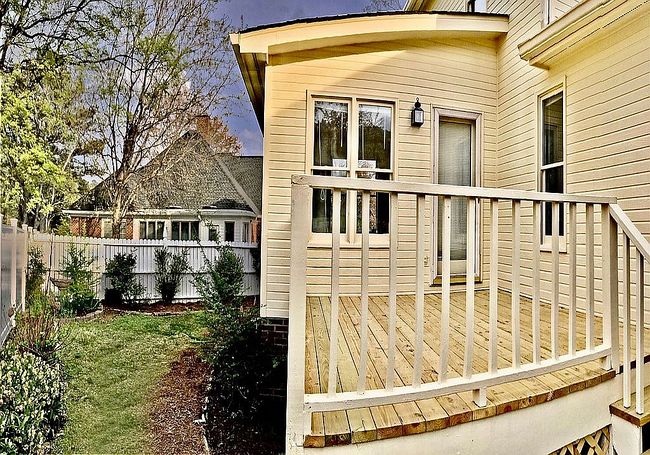 Image of 1922 Fairfield Dr