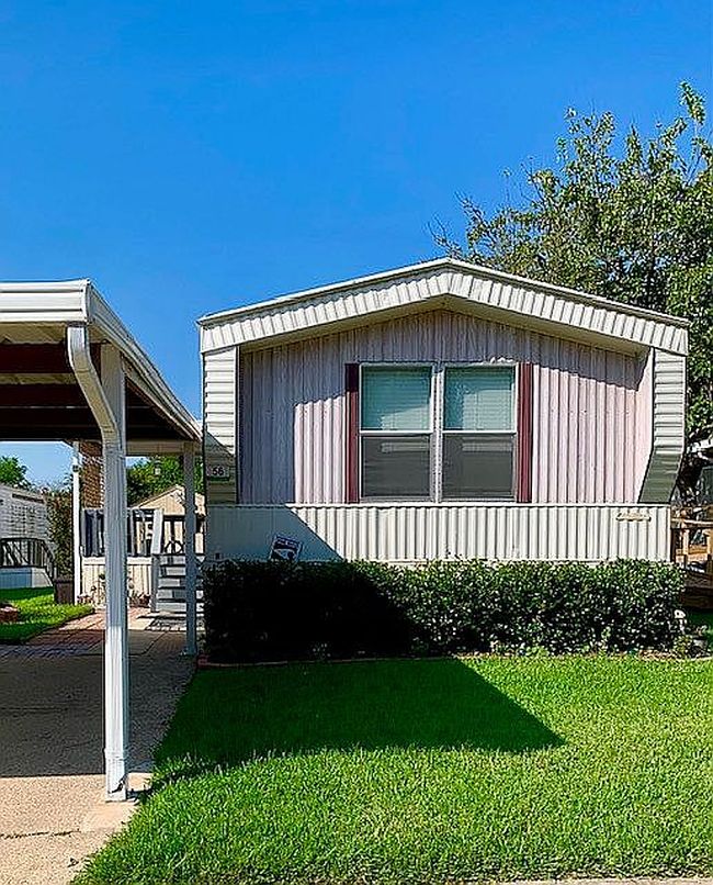 Preview of property located at 272 W Lawson Rd Trailer 56