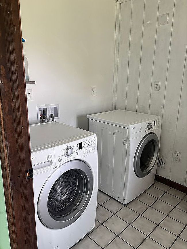 Additional photo 2 of property located at 20237 230th St