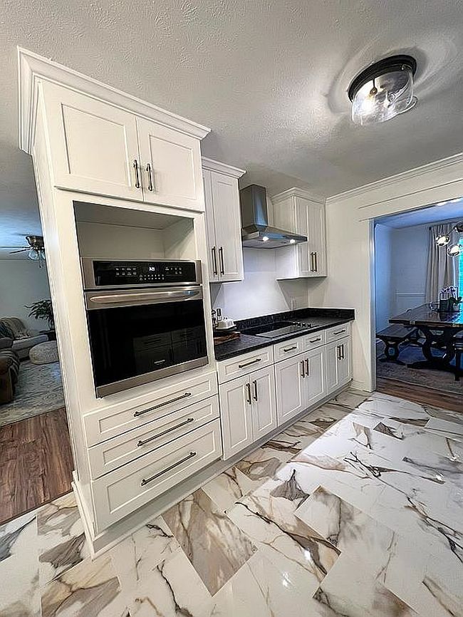 Image of 125 S Hawk Dr