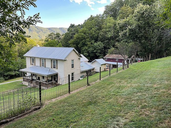 Photo of 4423 Wrights Valley Rd