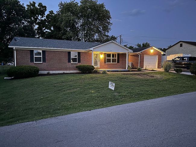 Photo of 204 Bluebird Ct, Lawrenceburg, KY