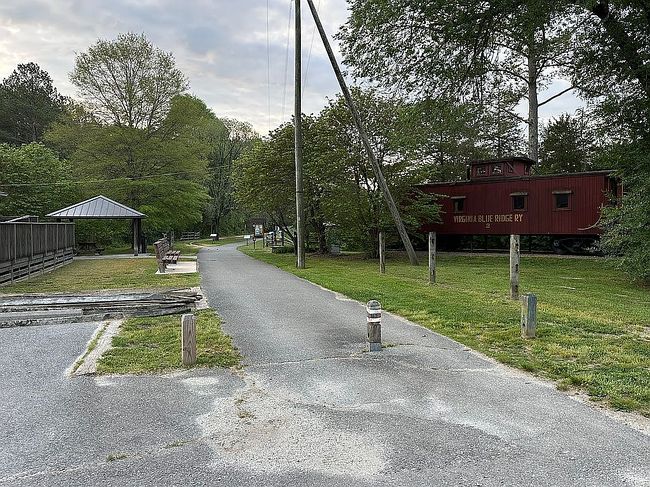 Photo of 3129 Patrick Henry Hwy, Piney River, VA