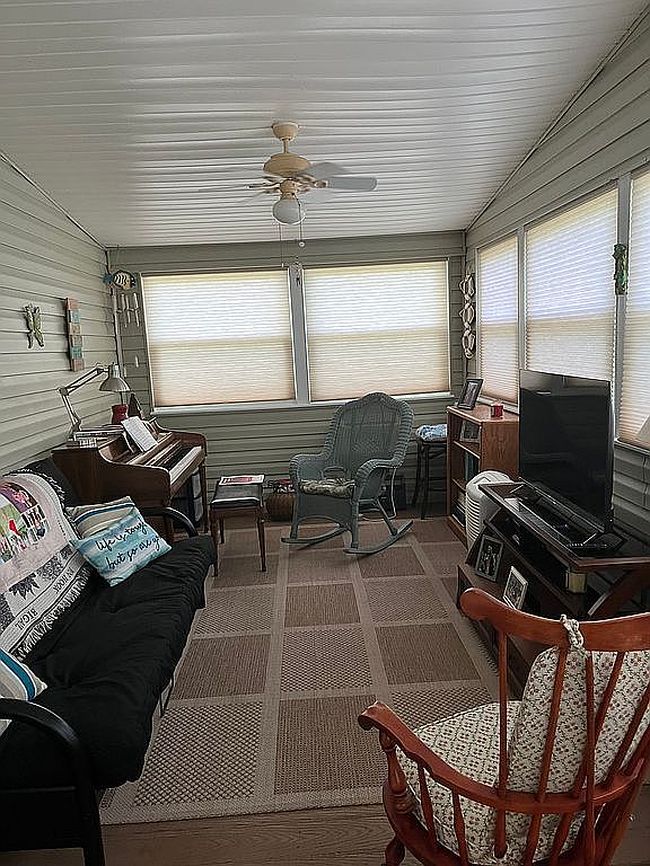 Photo of 2705 Lazy Day Ln