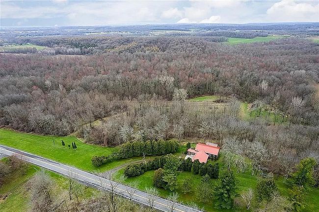 Image of 840 Larue Rd