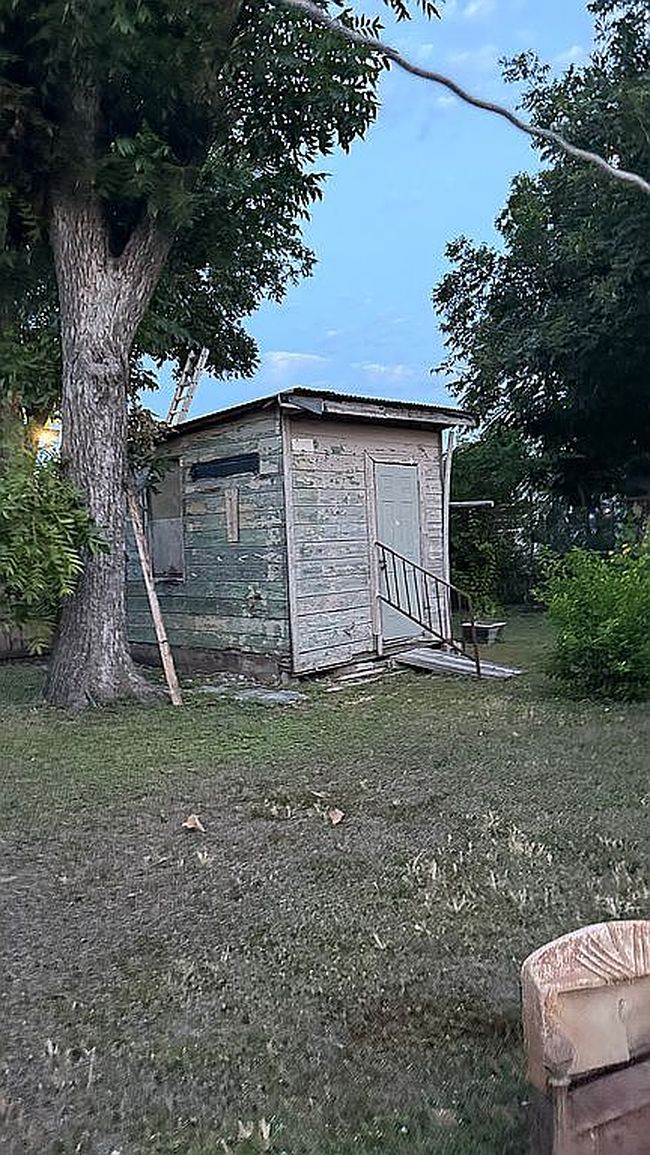 Photo of 1814 W Travis St, San Antonio, TX