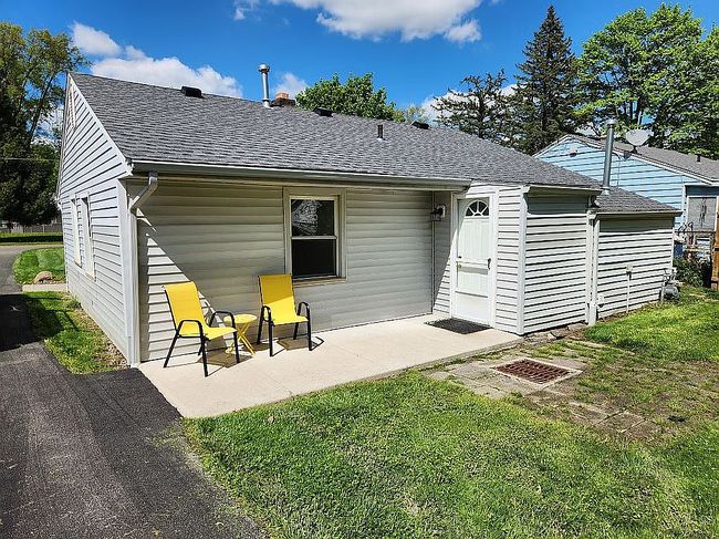 Image of 383 Erskine Ave