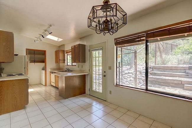 Additional photo 3 of property located at 4918 Bear Way