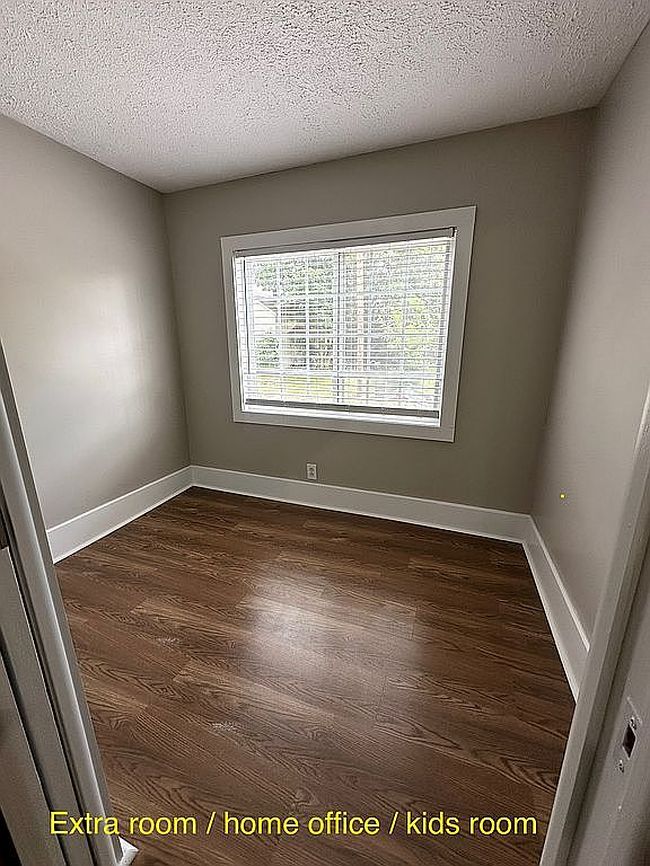Photo of 710 N Freedom Ave, Alliance, OH