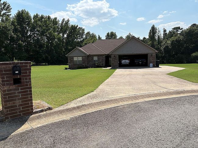 Photo of 222 Castle Rd, Austin, AR