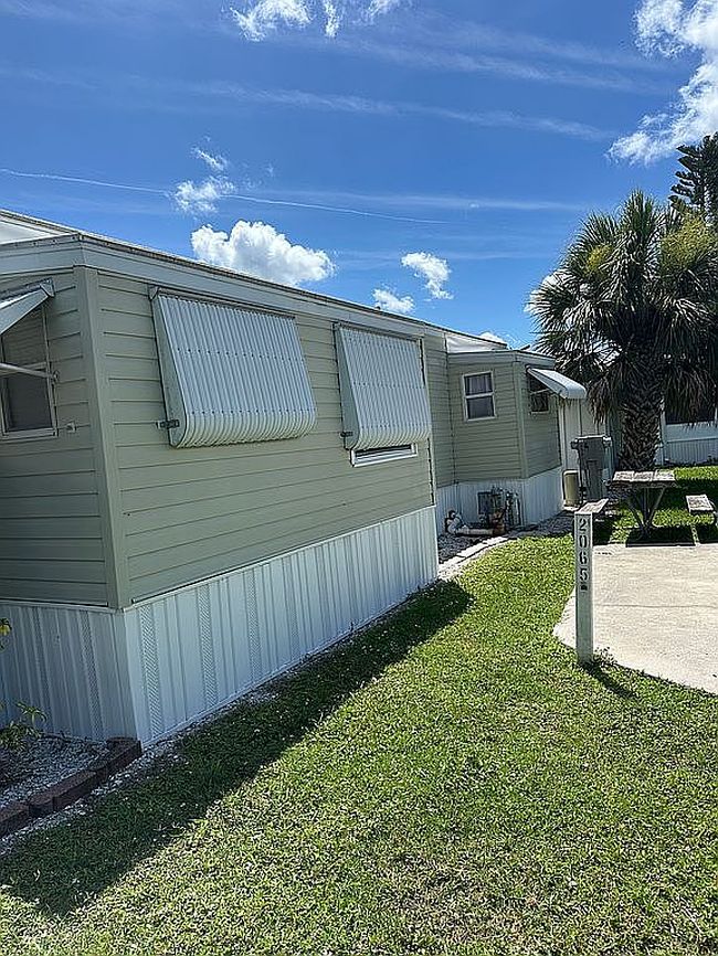Photo of 800 Kay Rd Ne #2067, Bradenton, FL