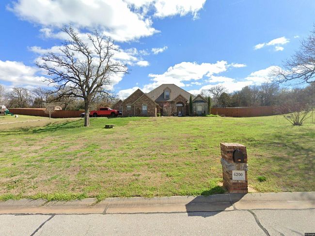Photo of 6200 Blue Hills Ct, Norman, OK