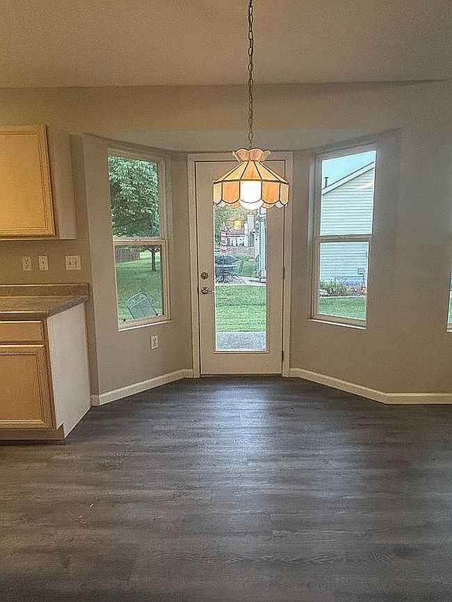 Photo of 613 Jaime Lynn Ct, Edwardsville, IL