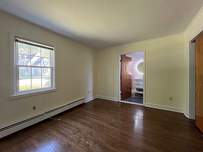 Photo of 28 Willis Ave
