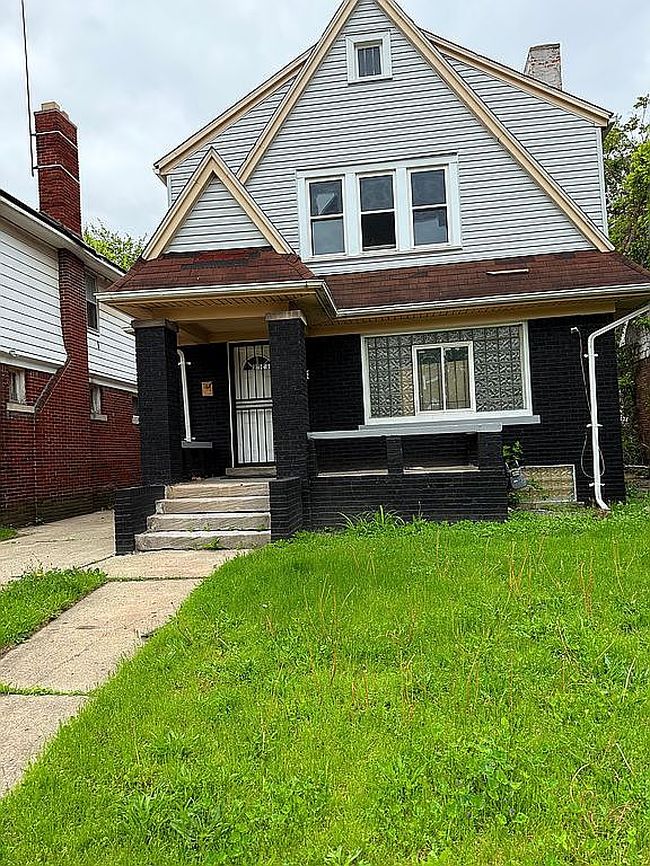 Preview of property located at 2439 Highland St