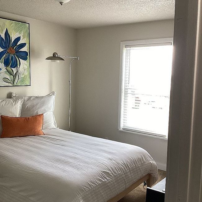 Image of 1098 Passover Rd #201