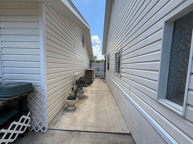 Photo of 406 Seminole Lake Blvd, Plant City, FL