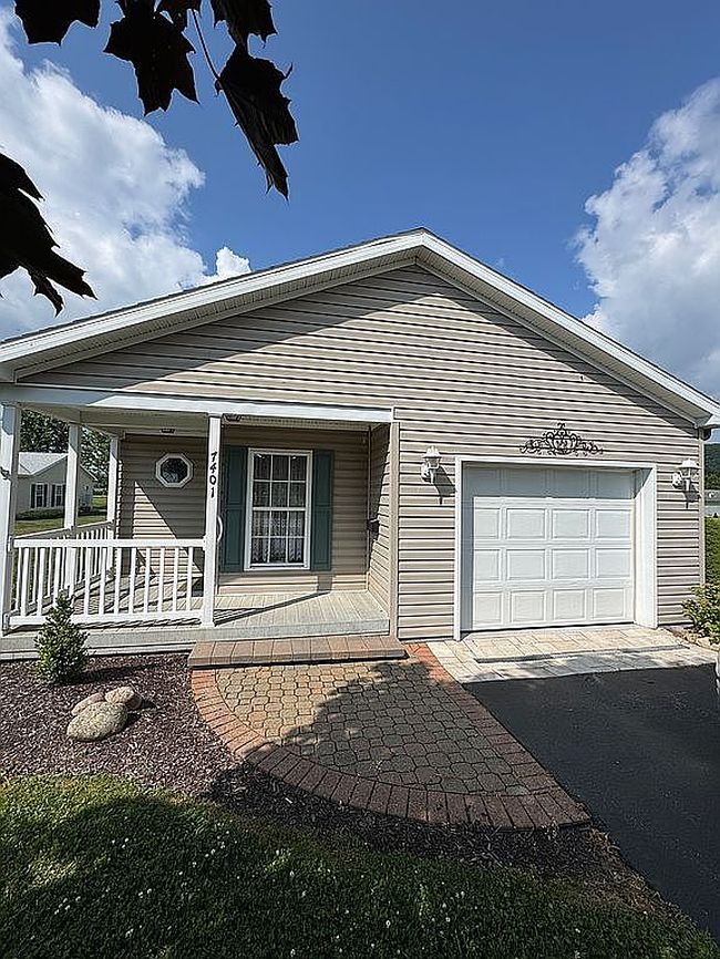 Photo of 7401 Wildflower Way, Bath, NY