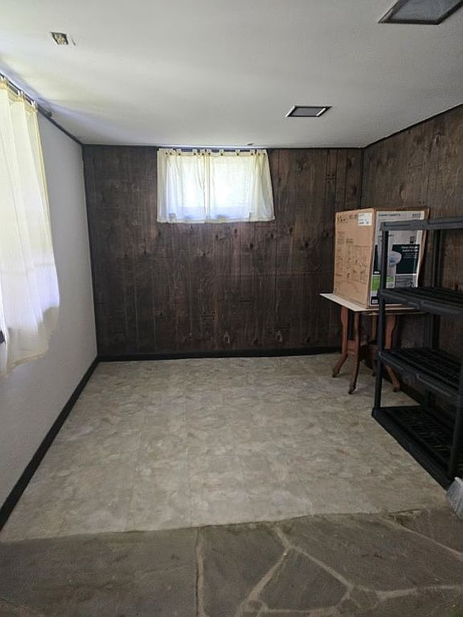 Photo of 375 Slate Creek Rd, Elizabeth, WV