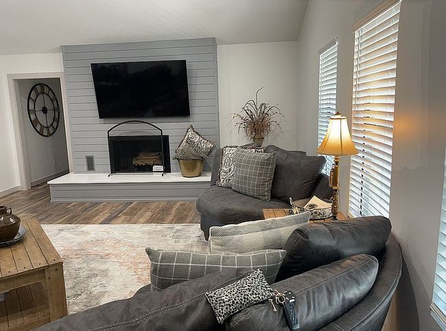 Additional photo 3 of property located at 309 Tanglewood Dr