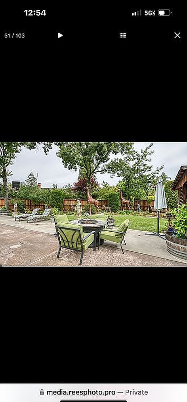 Image of 5072 N Van Ness Blvd