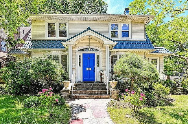 Photo of 94 Hart Blvd, Staten Island, NY