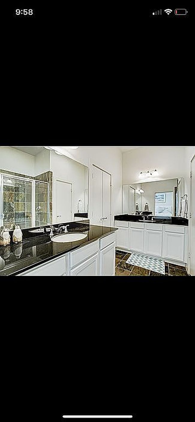 Photo of 918 Lester St, Houston, TX