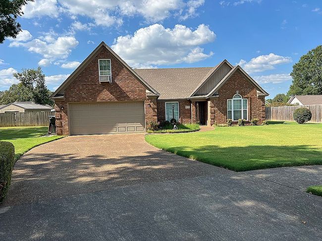 Photo of 6558 Laurel Bluff Ct E
