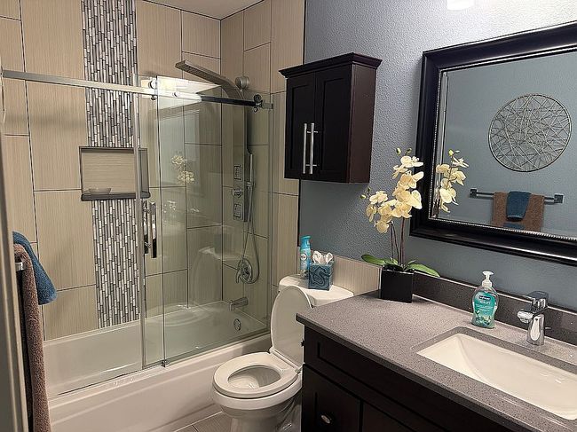 Image of 1332 Barclay Dr