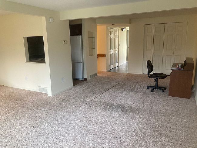 Image of 58 Olde Stone Ln