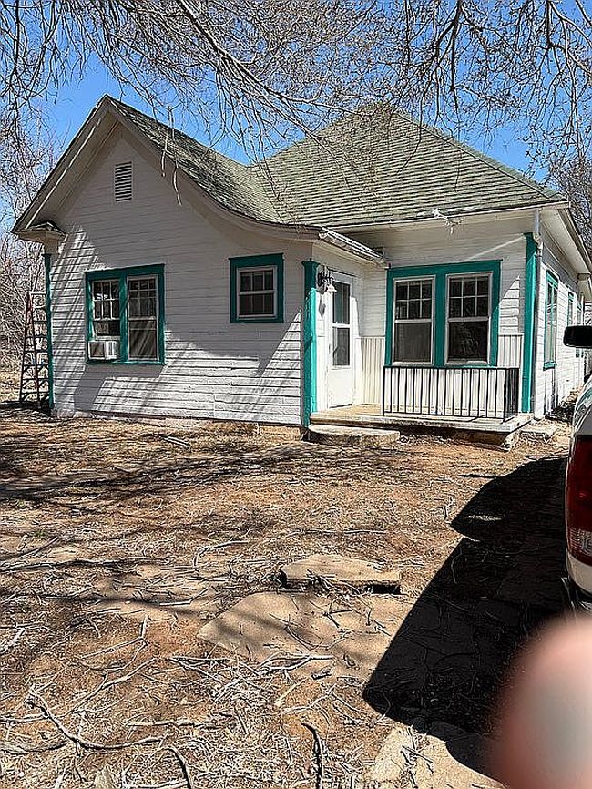 Photo of 411 S Bluff Ave, Anthony, KS