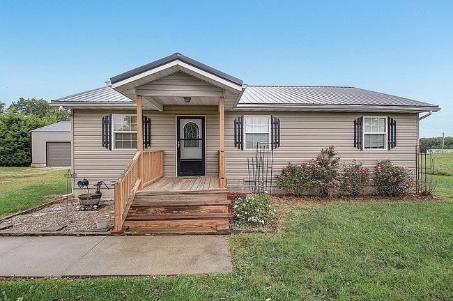 Photo of 97 Concord Dr