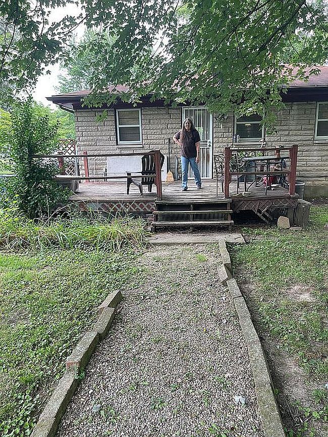 Photo of 9705 Mason Ln, Fairdale, KY