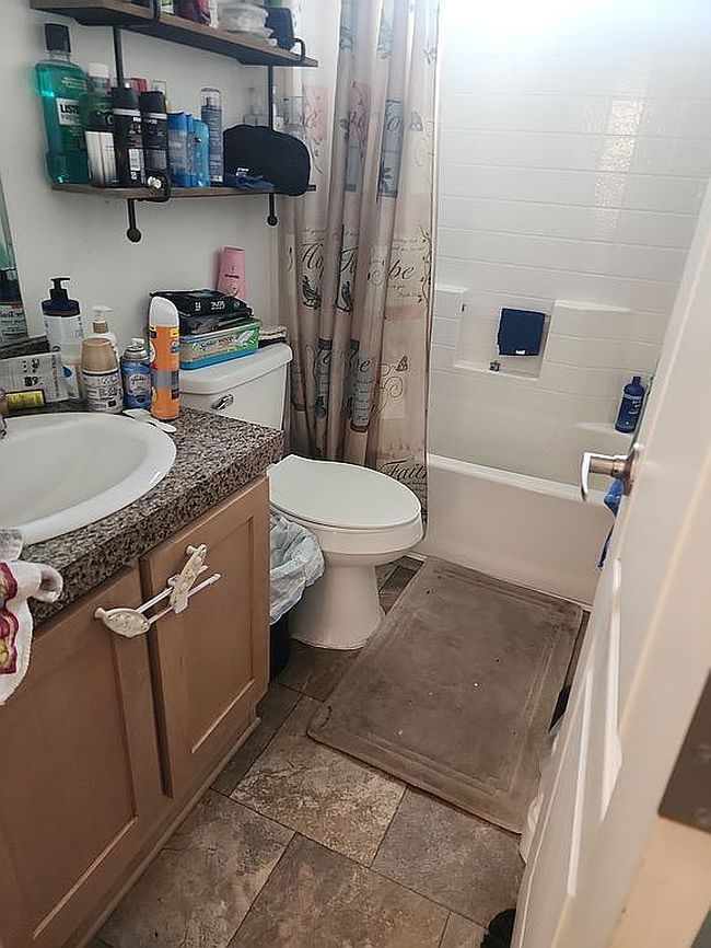 Image of 1500 S Apache Rd #52