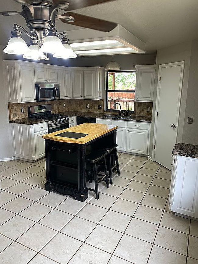 Image of 4001 Tori Pl