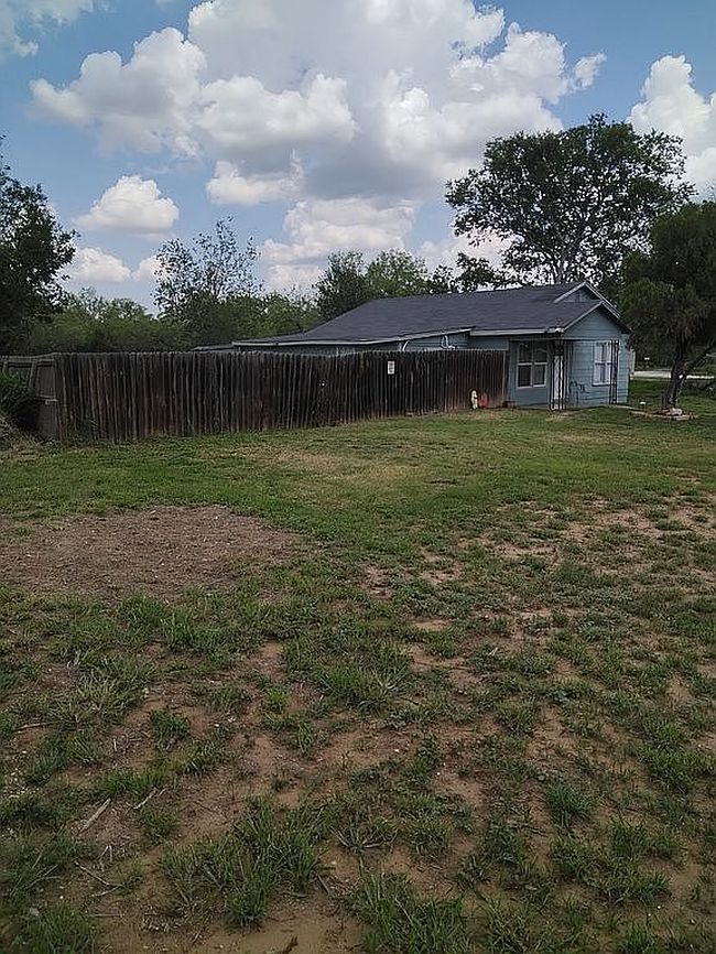 Image of 469 Rose Blvd