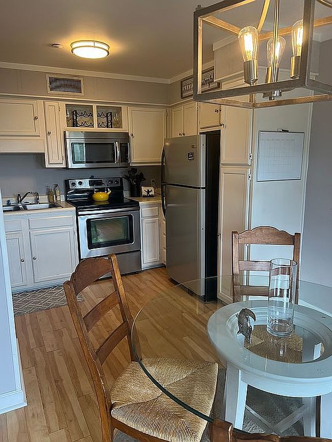 Photo of 40 Folly Field Rd #Ar230, Hilton Head Island, SC