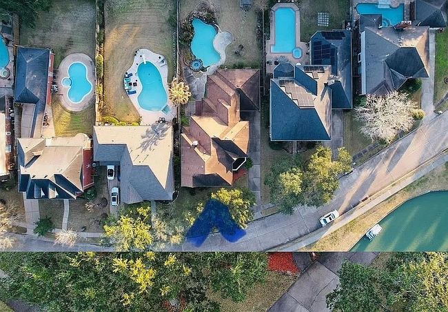 Photo of 2731 Lakeside Village Dr, Missouri City, TX