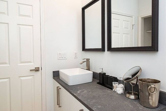 Preview of property located at 8640 Skymaster Dr