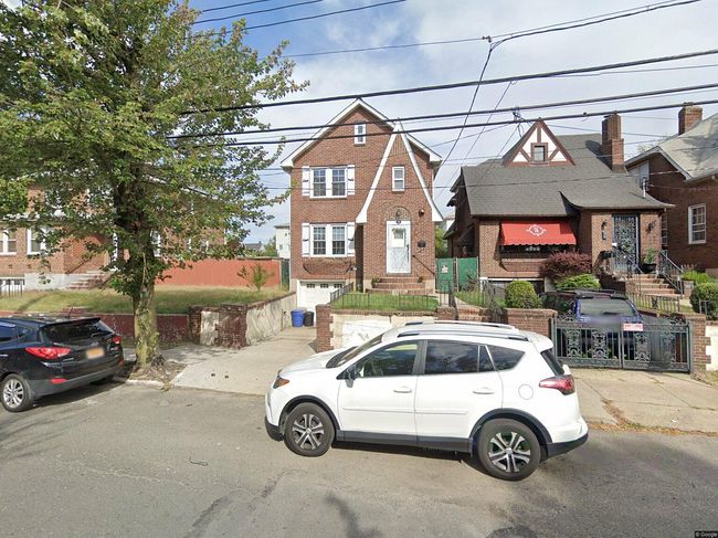 Additional photo of property located at 39 Brabant St