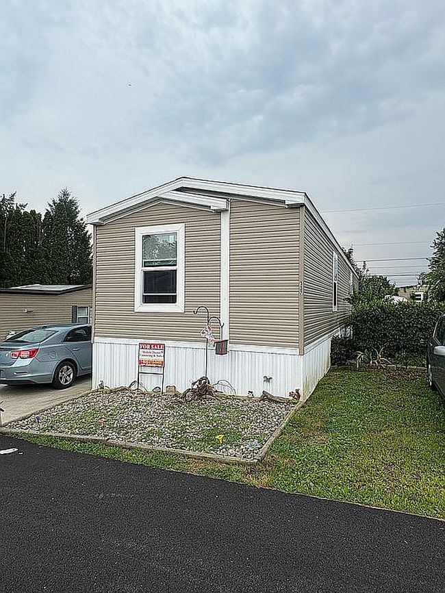 Photo of 1032 Cedar St, Laurys Station, PA