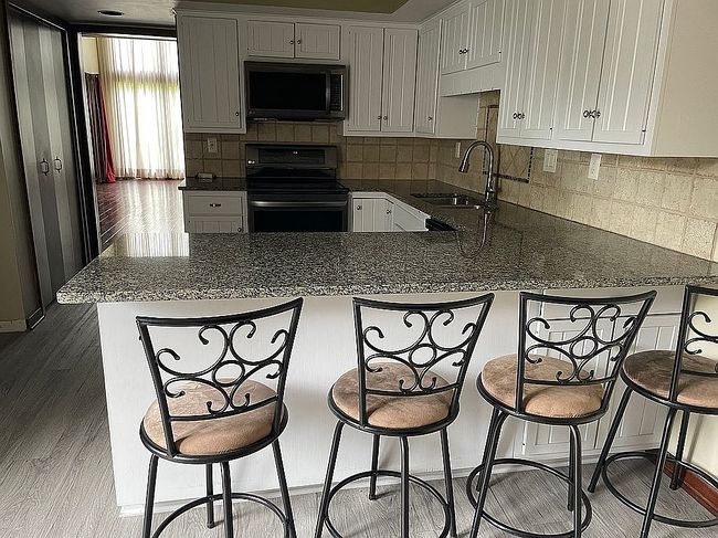 Photo of 6696 Embassy Ct, Maumee, OH