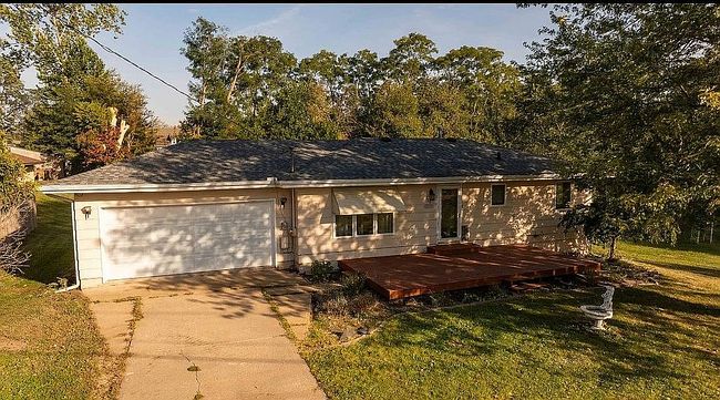Photo of 220 S Hazel St